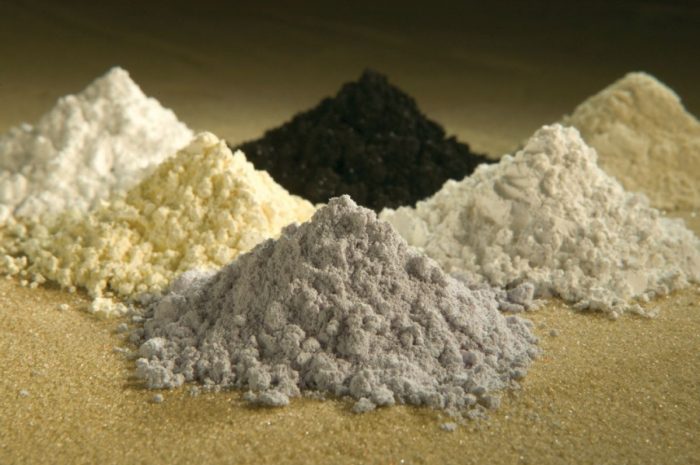 La Chine bloque les exportations de Terres Rares <br> Le Monde retient son souffle
