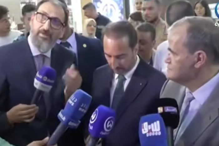 En attendant le déploiement imminent de la 5G en Algérie <BR> Condor révolutionne la FIA avec des Smartphones 5G Intégrant l&rsquo;IA et DeepSeek sous « Alif OS »