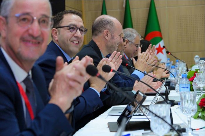 Du « Brain Drain » au « Brain Gain » <BR> L&rsquo;Algérie mobilise sa diaspora scientifique