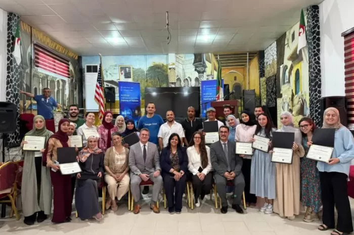 Clôture d’une semaine de formation intensive en IA à Alger <BR> L’Algérie et les États-Unis unissent leurs forces pour former une nouvelle génération de jeunes aux métiers du futur