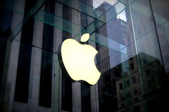 Inflation et prix élevés <BR> Apple contraint de freiner la production de ses iPhone